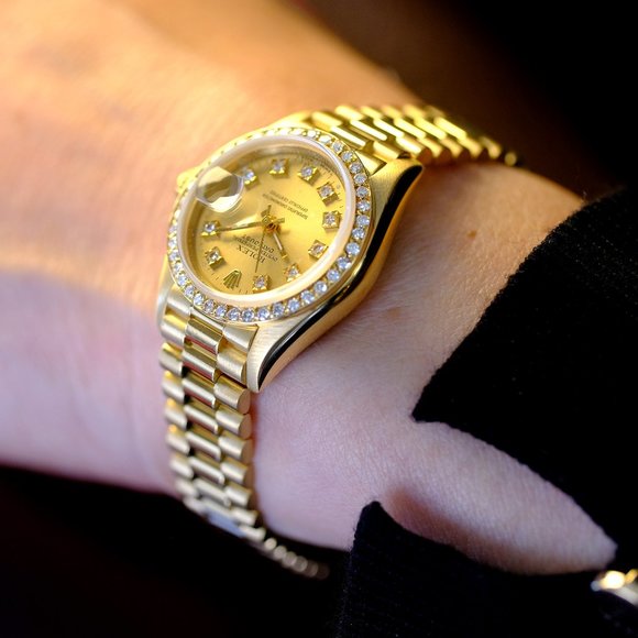 Rolex Datejust 18K Factory Diamond Dial 26mm Watch - Picture 8 of 8